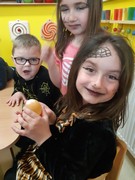 Čarodějnický den plný her