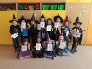 Čarodějnický den plný her