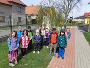 Čarodějnický den plný her