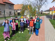 Čarodějnický den plný her