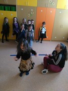 Čarodějnický den plný her