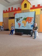 Divadlo A Šmytec - Cesta kolem světa