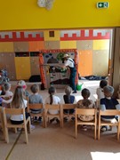 Divadlo Koloběžka - pohádka Šel zahradník do zahrady