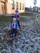 Musherka_a_sibirsti_psi_husky_ve_skolce