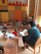 Čtení pohádek - prarodiče ve školce