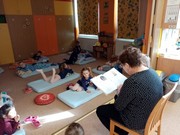 Čtení pohádek - prarodiče ve školce