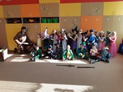 Maškarní karneval a žongler ve školce