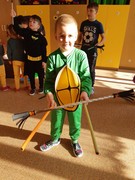 Maškarní karneval a žongler ve školce