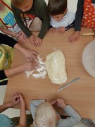 Pečeme chleba a rohlíky