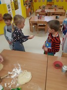 Pečeme chleba a rohlíky