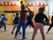 Tančíme srdcem aneb TANCEM a JÓGOU ke zdravému sebevědomí