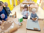 Vánoční perníkové pečení