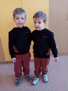 Hrdá škola - Den dvojčat