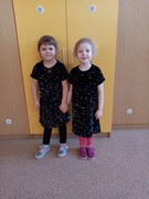 Hrdá škola - Den dvojčat