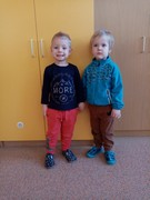 Hrdá škola - Den dvojčat