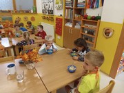 Bramborový salát z vypěstované zeleniny