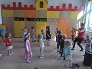 Cvičíme a tancujeme