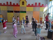 Cvičíme a tancujeme