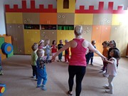 Cvičíme a tancujeme