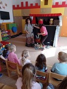 	Divadlo Koloběžka – „Ježibaba vzpomíná na Velikonoce“	