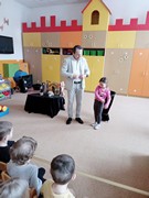 	Divadlo kouzel Valdini	