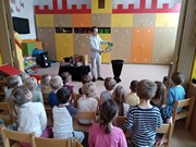 	Divadlo kouzel Valdini	