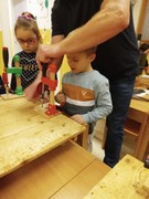 	Dřevíčkování - výroba krokodýla	