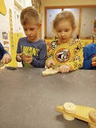 	Dřevíčkování - výroba krokodýla	