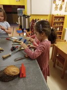 	Dřevíčkování - výroba krokodýla	