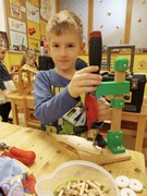 	Dřevíčkování - výroba krokodýla	