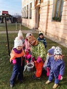 	Ledové ozdoby pro ptáčky	