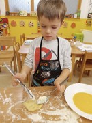 	Pečeme masopustní koláče	