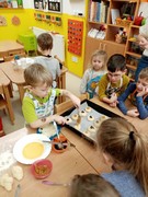 	Pečeme masopustní koláče	