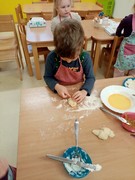 	Pečeme masopustní koláče	