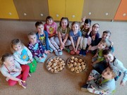 	Pečeme masopustní koláče	