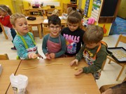 Pečeme vanilkové rohlíčky