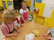 Pečeme vanilkové rohlíčky