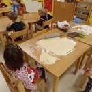 Pečení svatomartinských rohlíčků