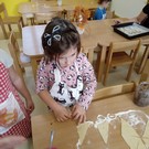 Pečení svatomartinských rohlíčků