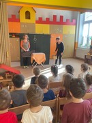 	Divadlo A Šmytec – Kouzelné housličky	