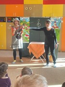 	Divadlo A Šmytec – Kouzelné housličky	