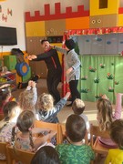 	Divadlo Koloběžka - Pohádka o princezně pampelišce	