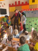 	Divadlo Koloběžka - Pohádka o princezně pampelišce	