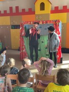 	Divadlo Koloběžka - Pohádka o princezně pampelišce	