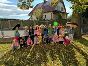 	Hrdá škola - Den šílených klobouků	