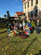 	Hrdá škola - Den šílených klobouků	