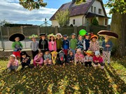 	Hrdá škola - Den šílených klobouků	