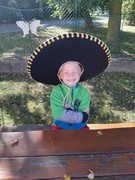 	Hrdá škola - Den šílených klobouků	