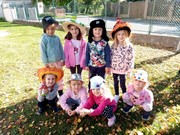 	Hrdá škola - Den šílených klobouků	