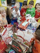 	Hrdá škola - Tajný Ježíšek	